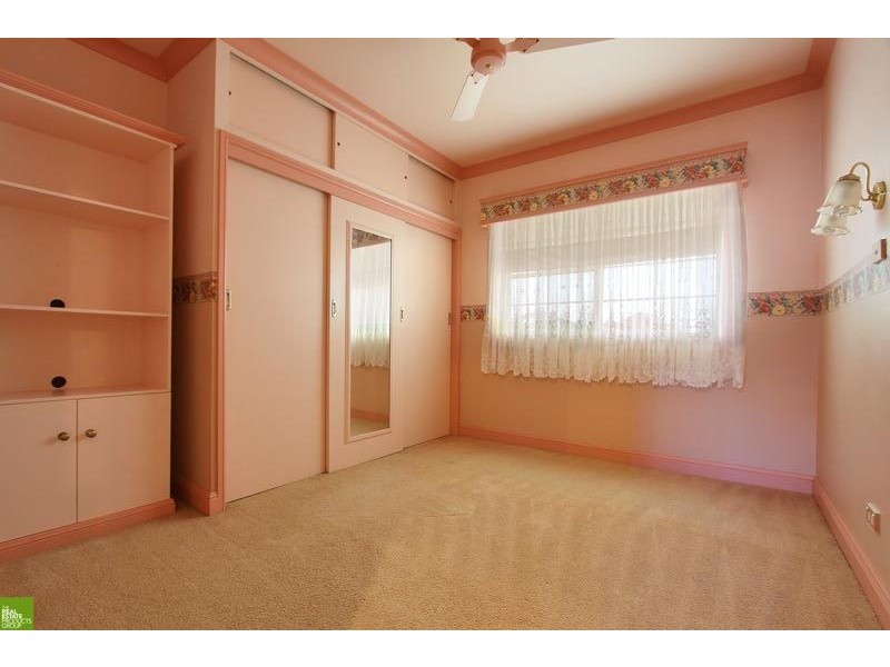 183 Kanahooka Rd, Kanahooka NSW 2530