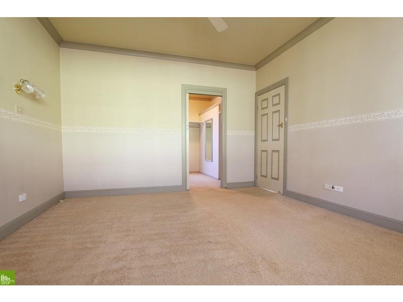 183 Kanahooka Rd, Kanahooka NSW 2530