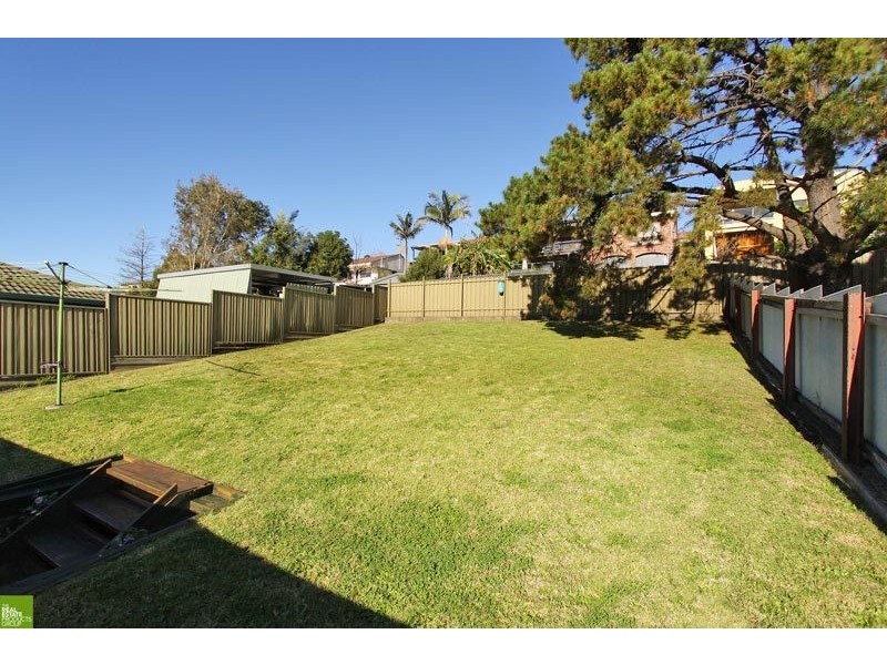 183 Kanahooka Rd, Kanahooka NSW 2530