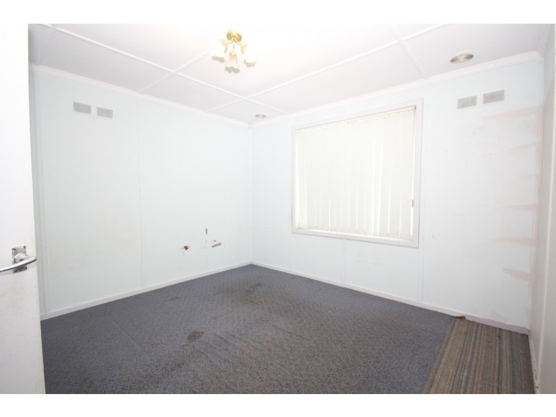 220 Hanson Rd, Mansfield Park SA 5012