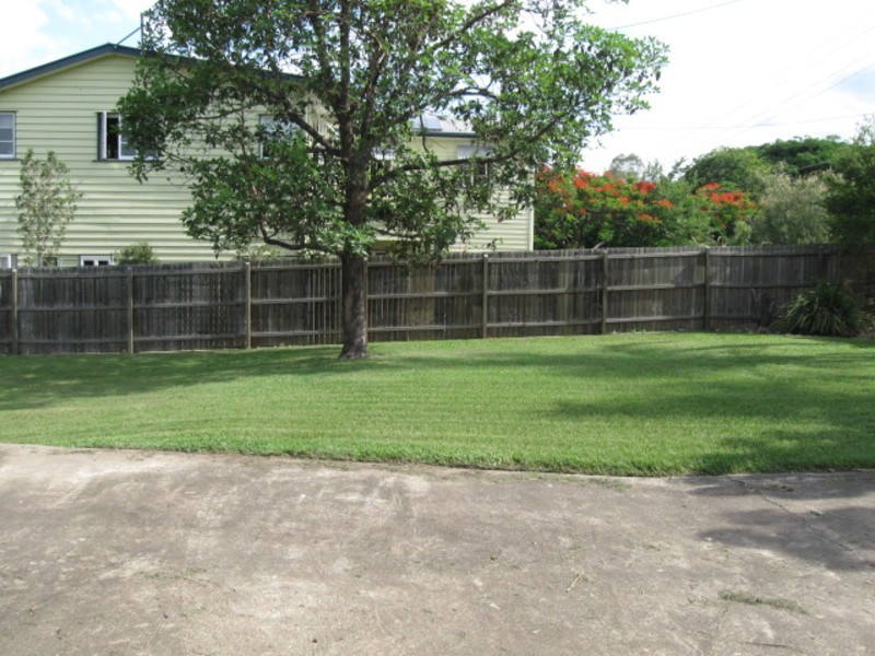 61 Irwin Terrace, Oxley QLD 4075