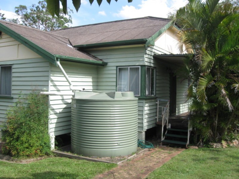 61 Irwin Terrace, Oxley QLD 4075