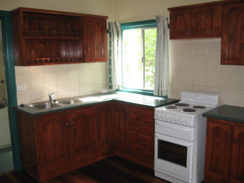 61 Irwin Terrace, Oxley QLD 4075