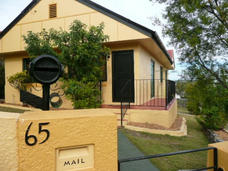 65 Reuben St, Holland Park QLD 4121