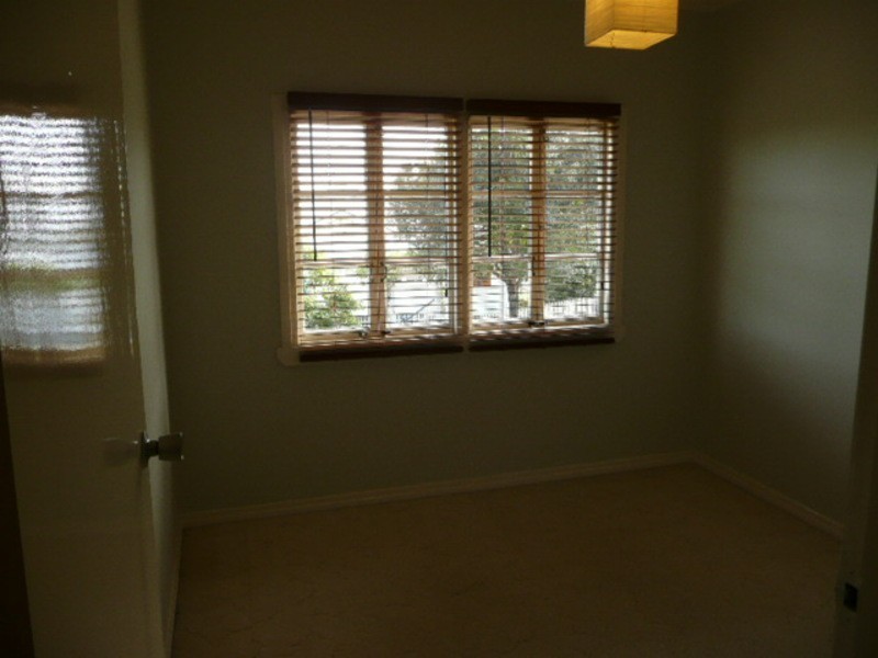 65 Reuben St, Holland Park QLD 4121