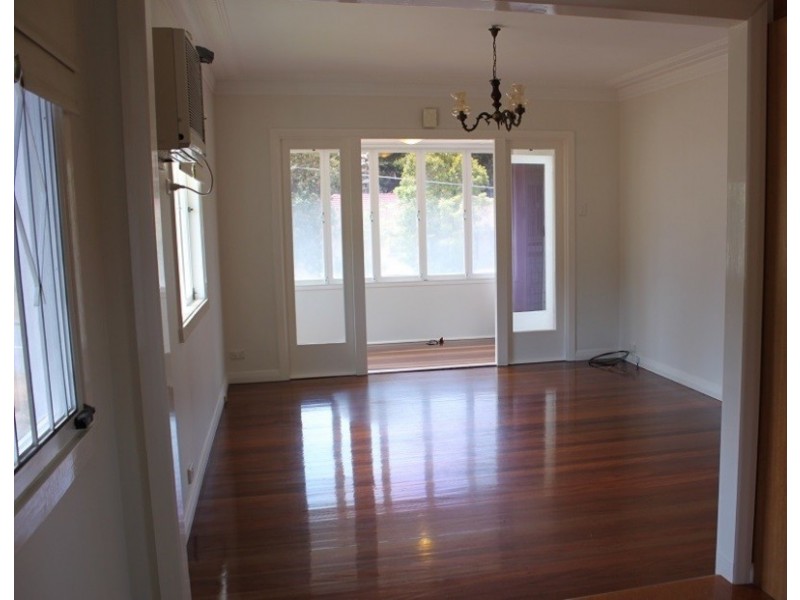 24 Benfield Street, Mitchelton QLD 4053