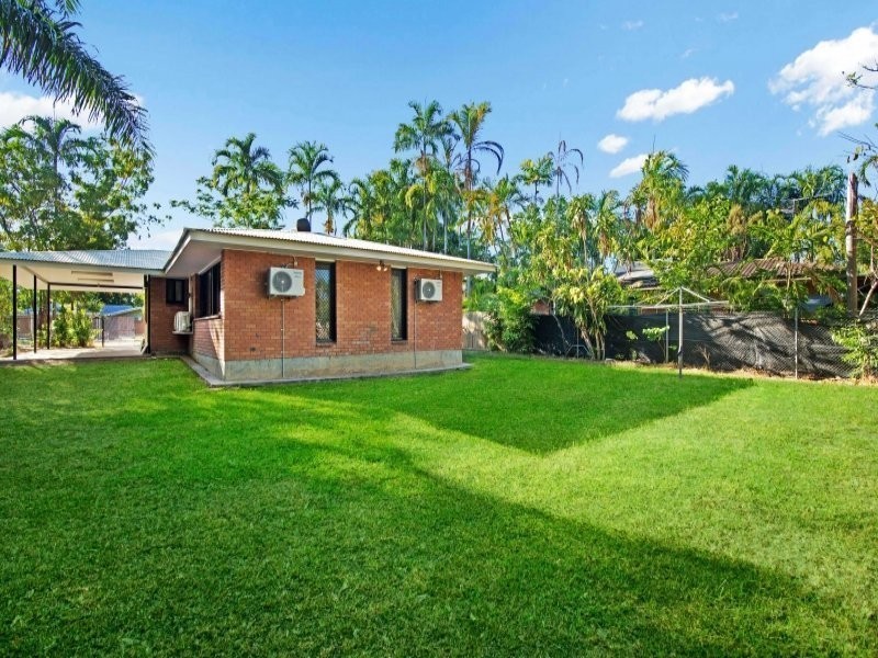 18 Kafcaloudes Crescent, Moulden NT 0830