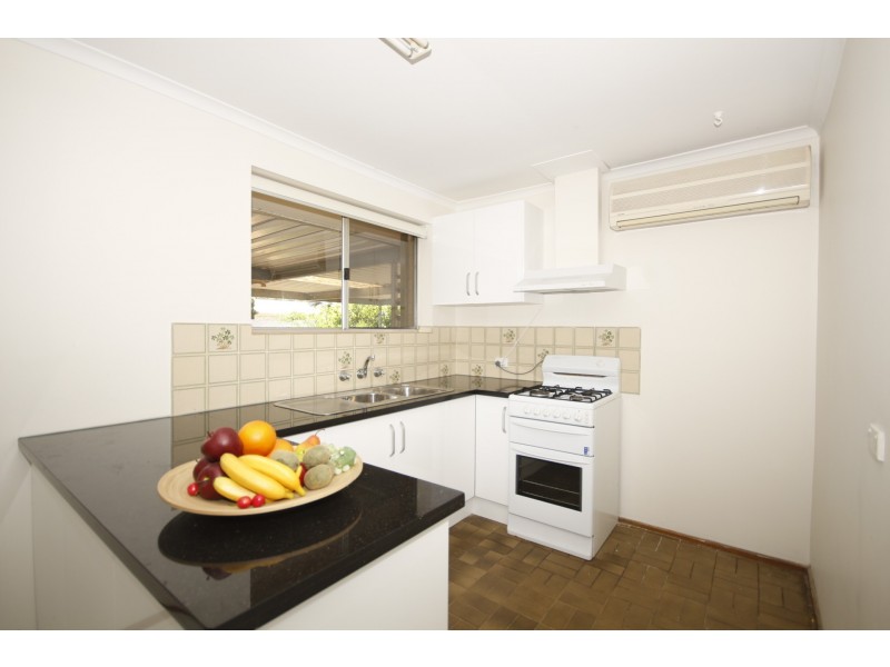 14 Bond Ave, Burton SA 5110