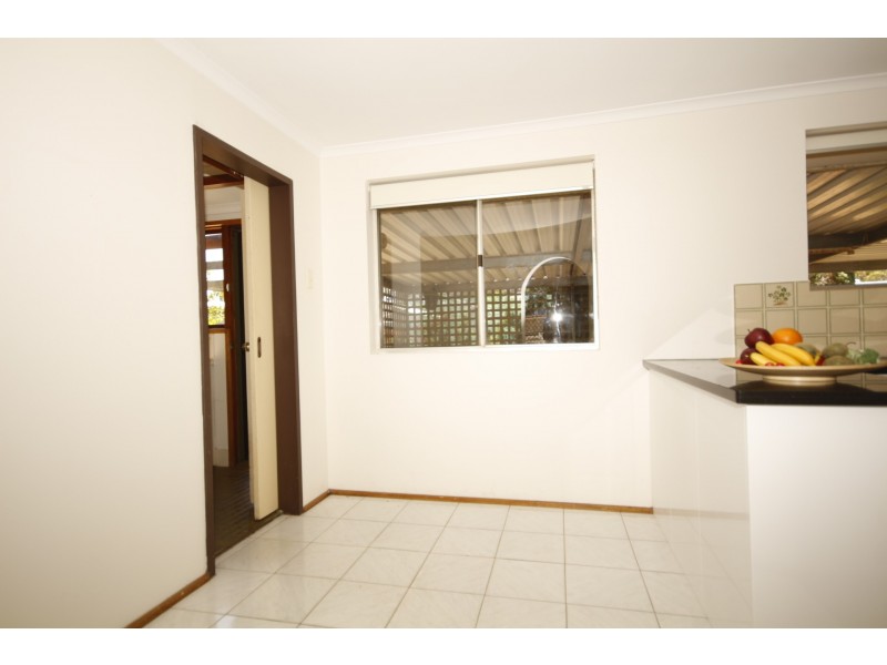 14 Bond Ave, Burton SA 5110