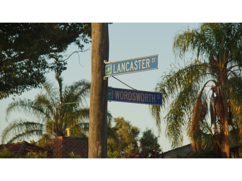 56 Lancaster St, Dianella WA 6059