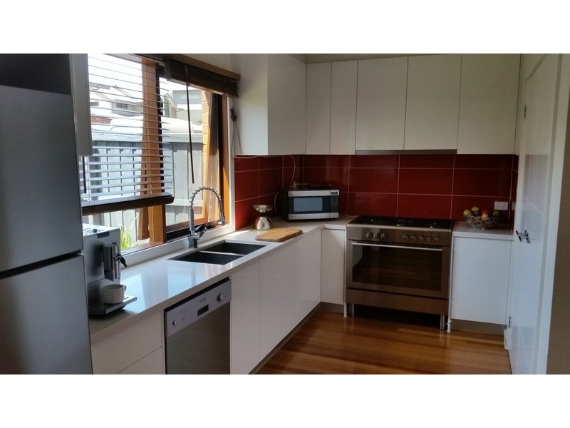 14 Green Place, Eltham VIC 3095