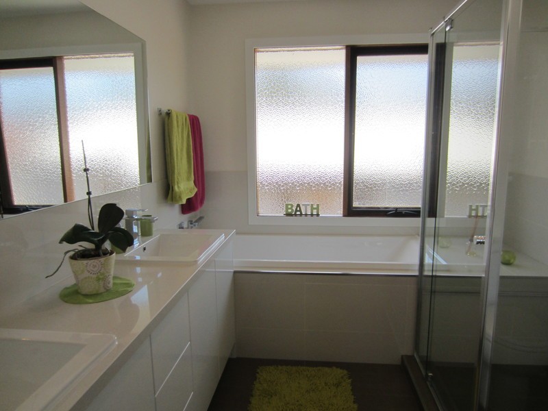 14 Green Place, Eltham VIC 3095