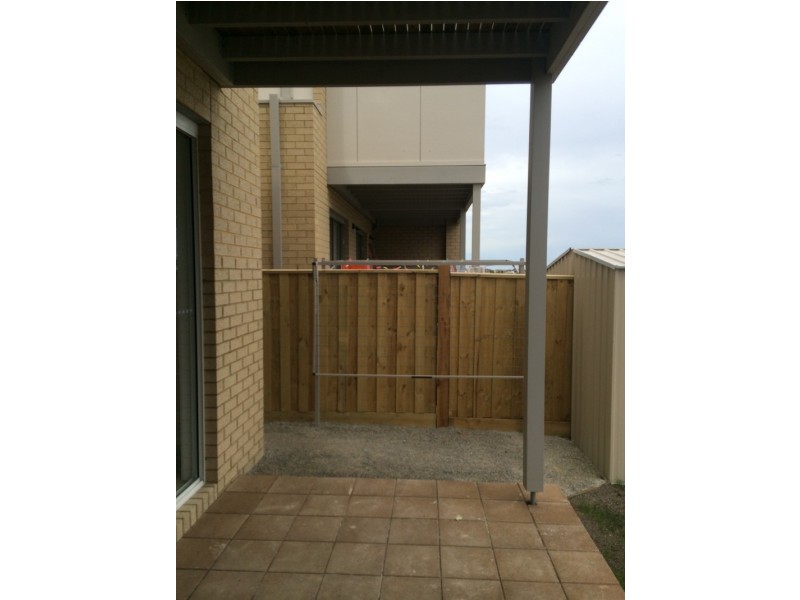 97  Broadbeach Circuit, Point Cook VIC 3030
