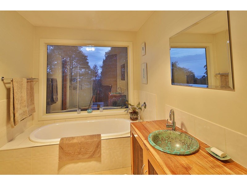 1233 Huon Road, Neika TAS 7054