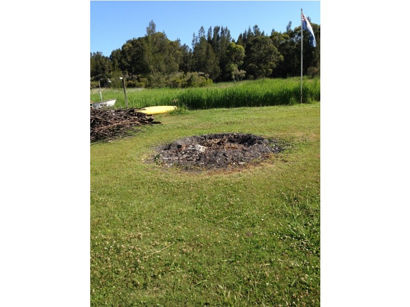 214 Marsh Rd, Bobs Farm NSW 2316