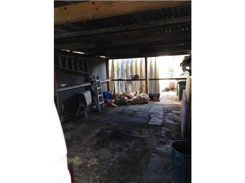 214 Marsh Rd, Bobs Farm NSW 2316