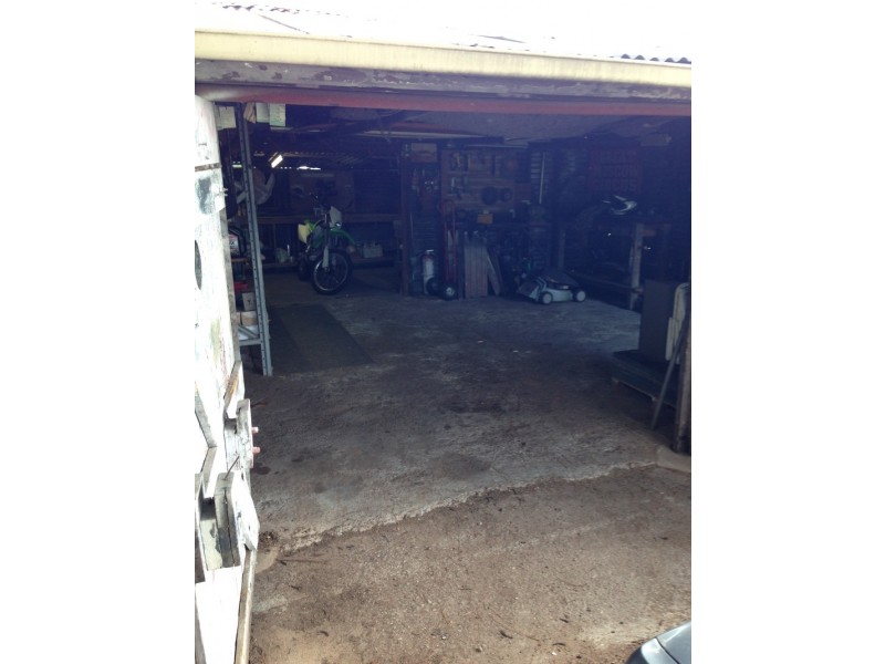 214 Marsh Rd, Bobs Farm NSW 2316