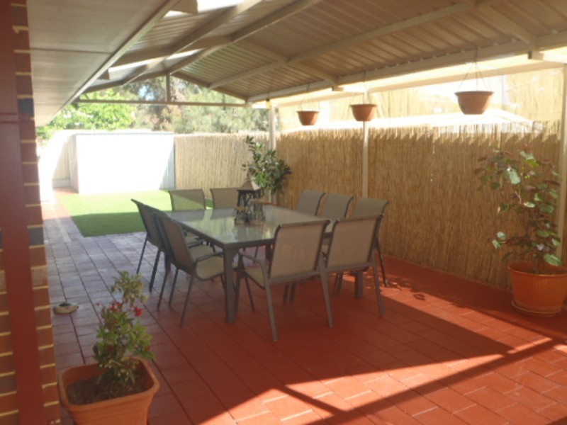 40A  Saleham Street, Lathlain WA 6100