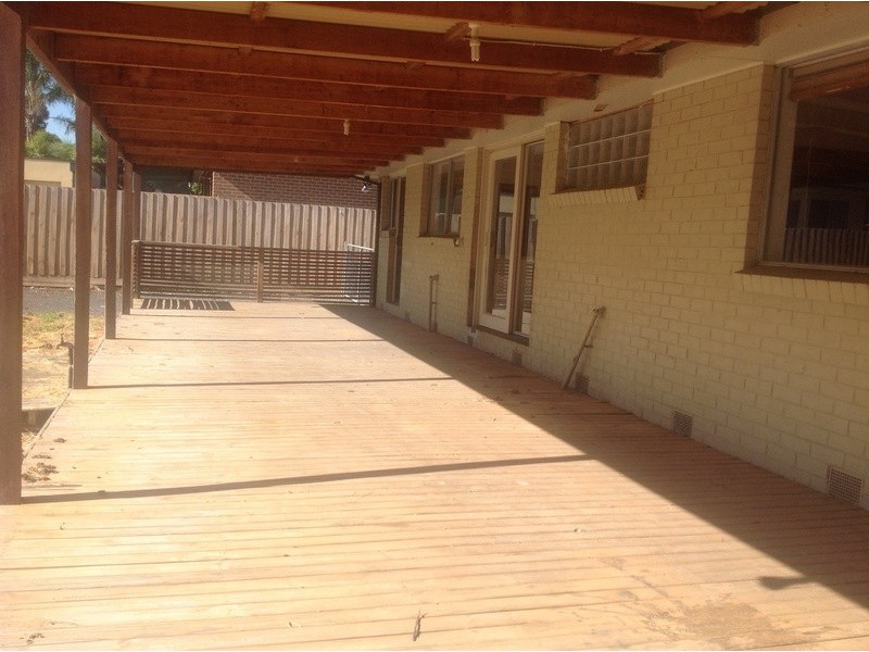 1 Farrell Avenue, Yarra Glen VIC 3775