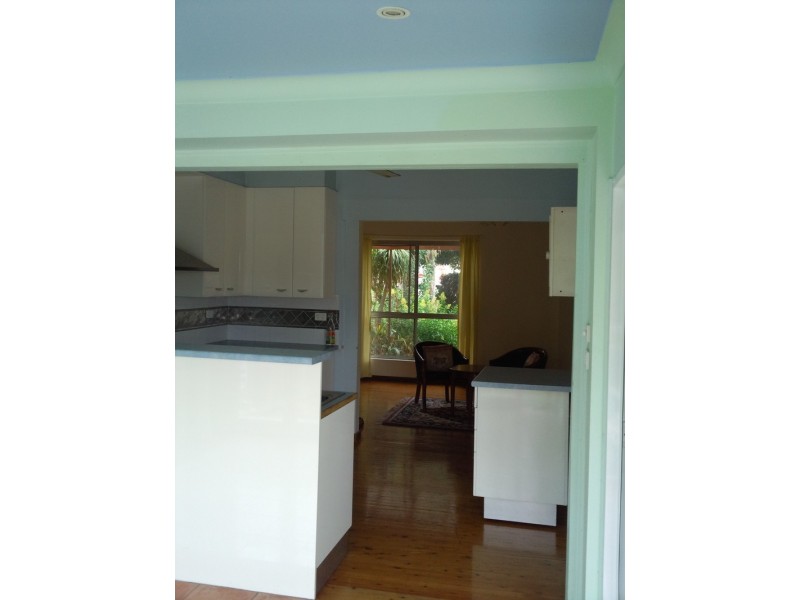 20 Bungalow Road, Peakhurst NSW 2210