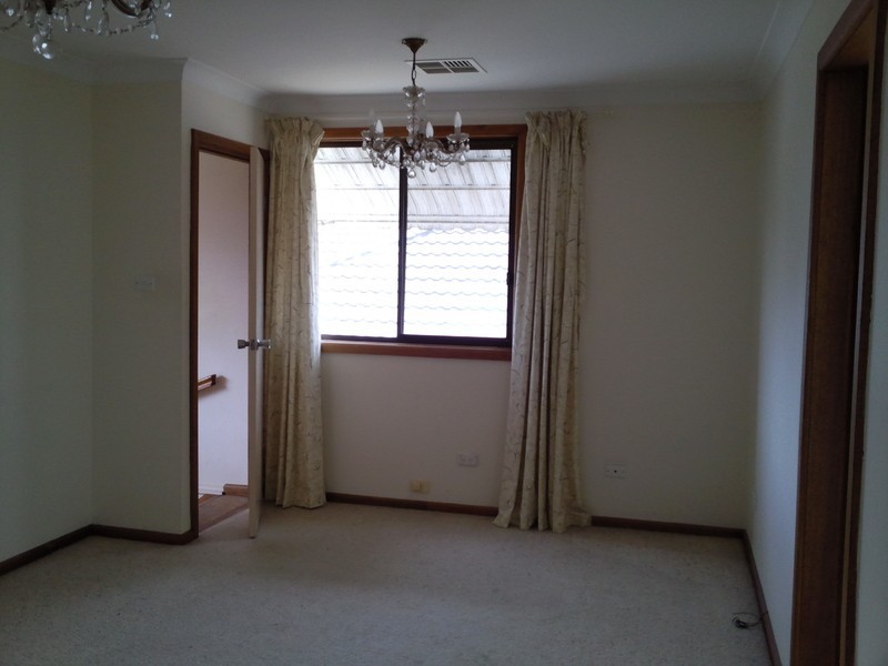 20 Bungalow Road, Peakhurst NSW 2210