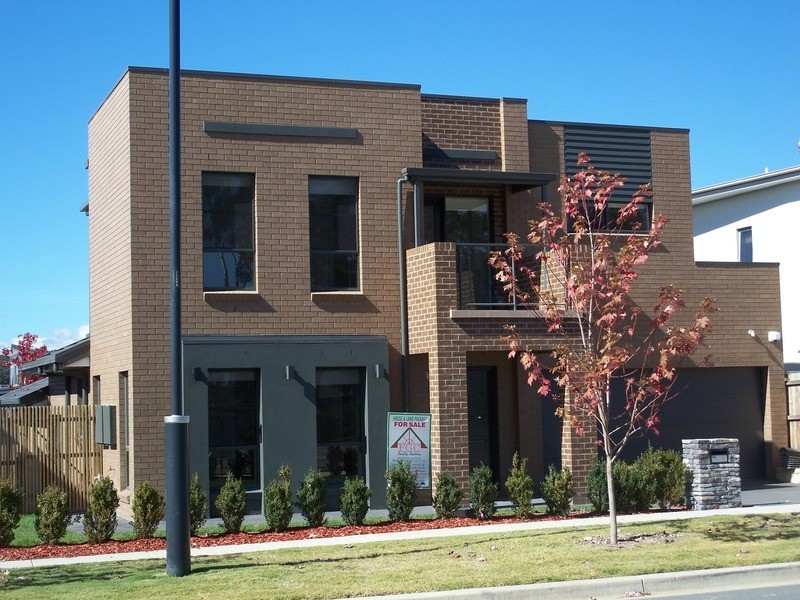 5 Ray Ellis Crescent, Forde ACT 2914