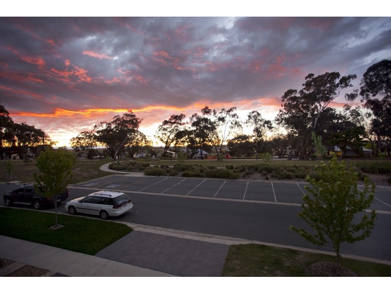 5 Ray Ellis Crescent, Forde ACT 2914