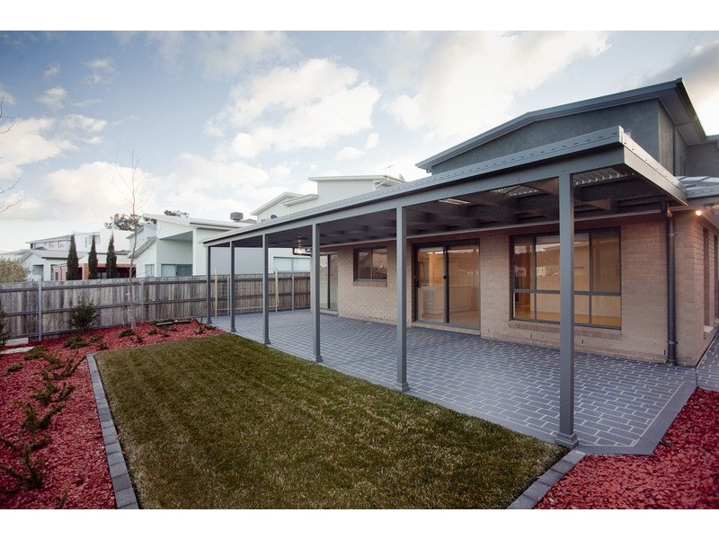 5 Ray Ellis Crescent, Forde ACT 2914