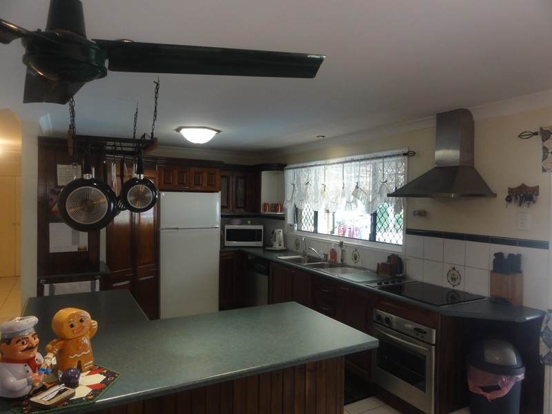 9 Yvonne Ave, Thornlands QLD 4164