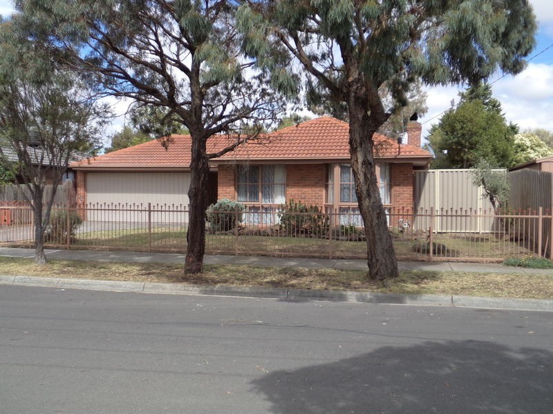 14 Balcombe Court, Craigieburn VIC 3064