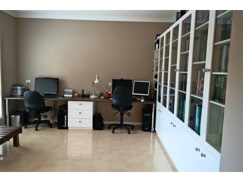 12 Confluence Court, Eatons Hill QLD 4037