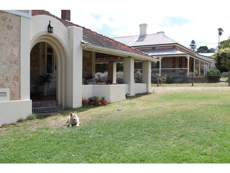 35 Seaview Road, Victor Harbor SA 5211