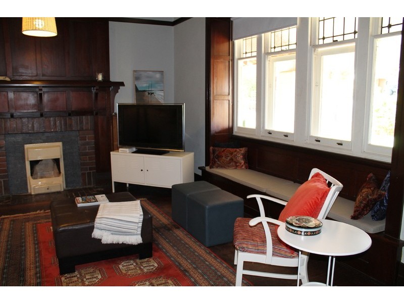 35 Seaview Road, Victor Harbor SA 5211