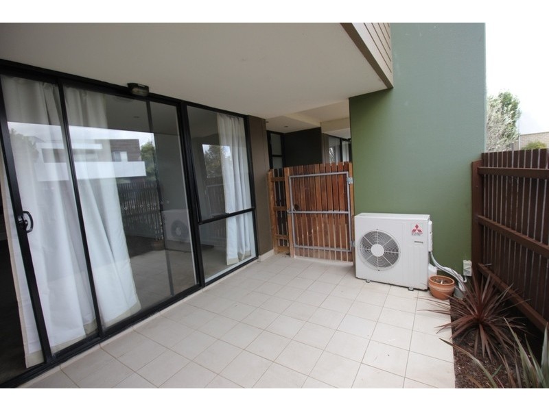 2/6 Crefden Street, Maidstone VIC 3012
