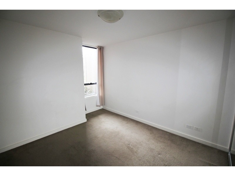 2/6 Crefden Street, Maidstone VIC 3012