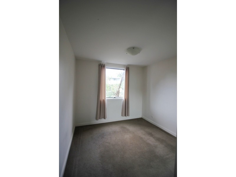 2/6 Crefden Street, Maidstone VIC 3012