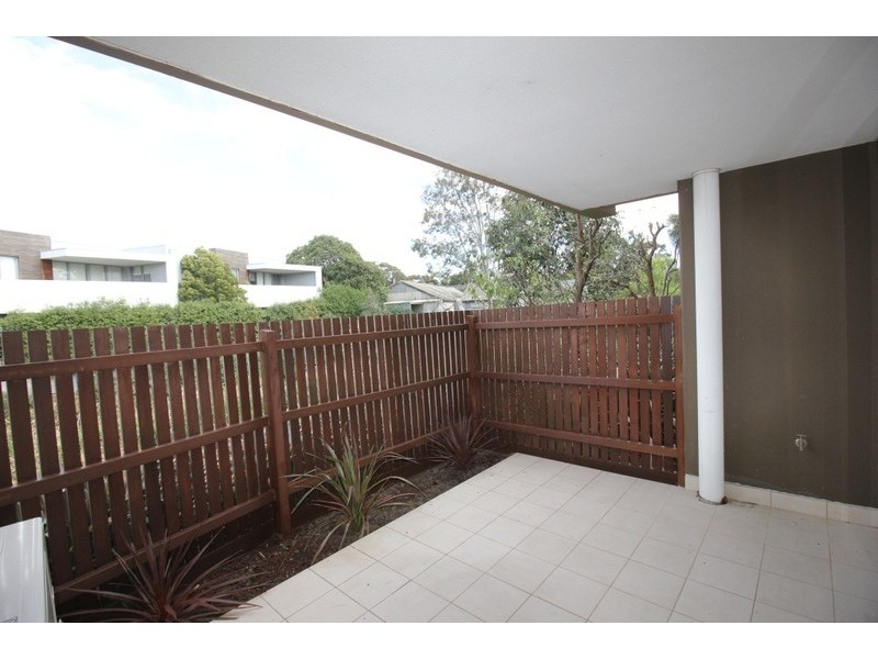 2/6 Crefden Street, Maidstone VIC 3012