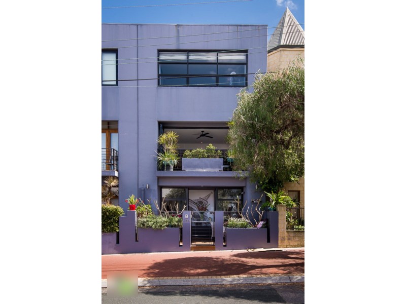 249  Lake St, Perth WA 6000