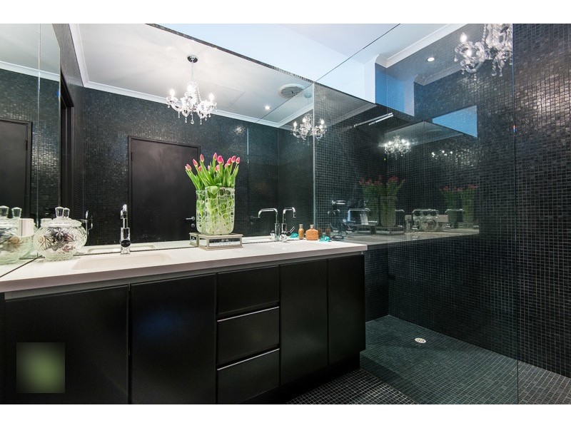 249  Lake St, Perth WA 6000