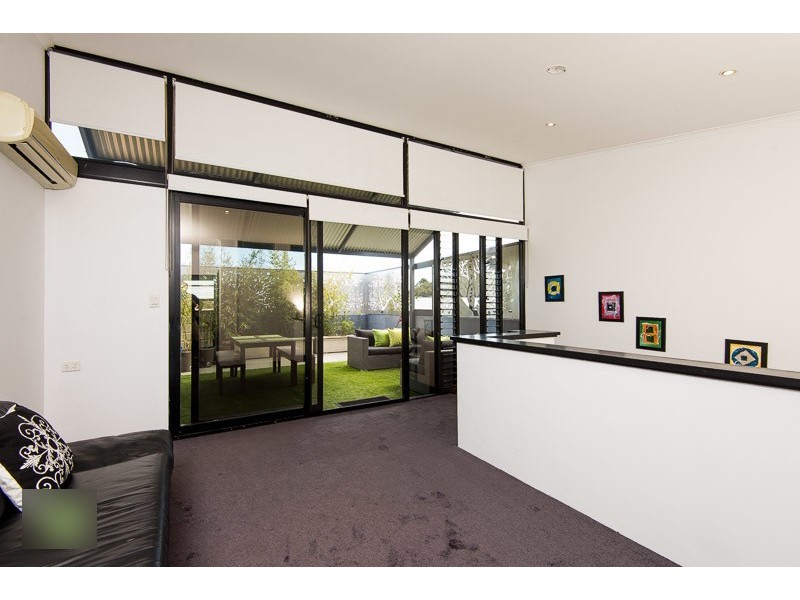 249  Lake St, Perth WA 6000