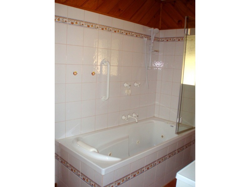 42  Daisy Hill Crt Daisy Hill, Maryborough VIC 3465