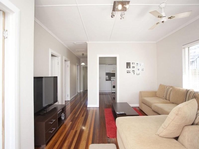 61 Norton Street, Upper Mount Gravatt QLD 4122