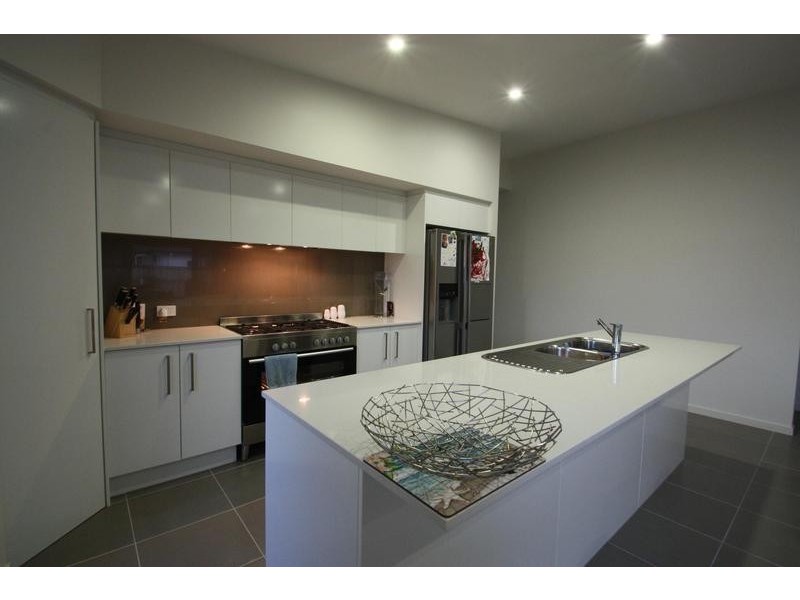 5 Mansell St, Little Mountain QLD 4551