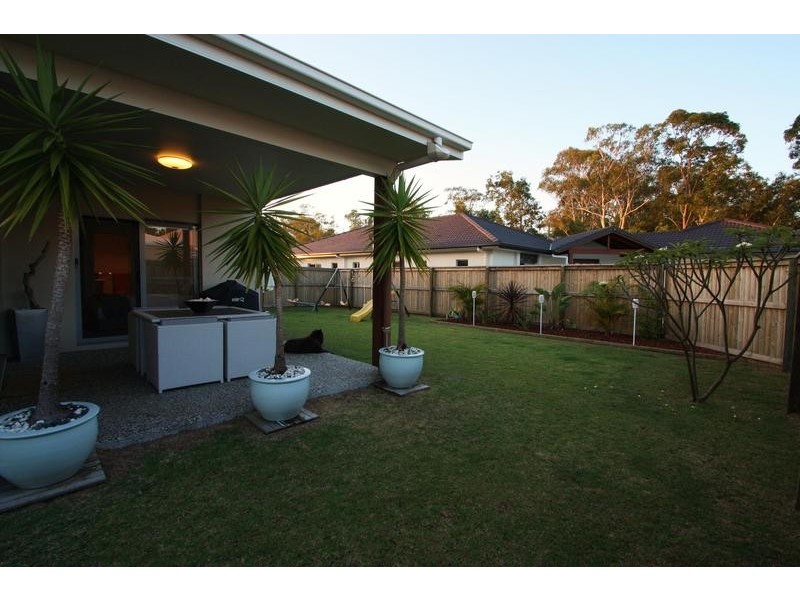 5 Mansell St, Little Mountain QLD 4551