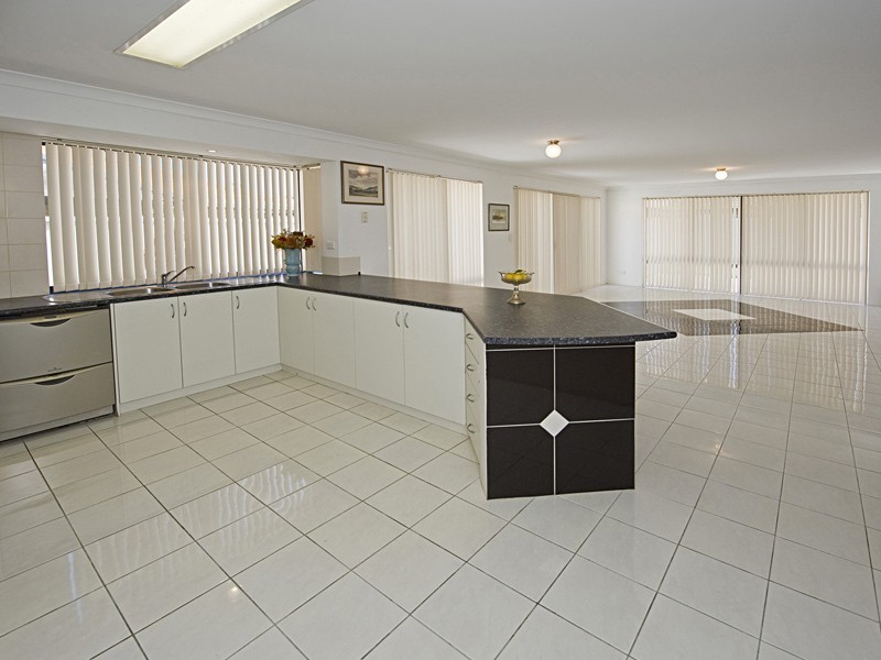 169 Bennett Springs Drive, Beechboro WA 6063