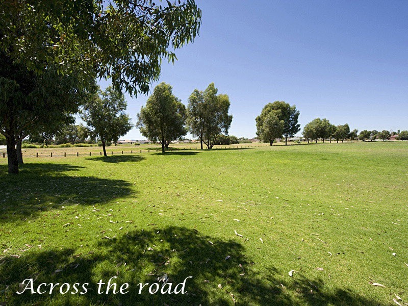 169 Bennett Springs Drive, Beechboro WA 6063