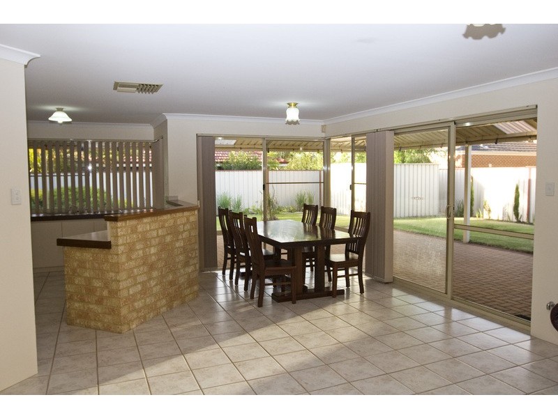 102 Southacre Drive, Canning Vale WA 6155