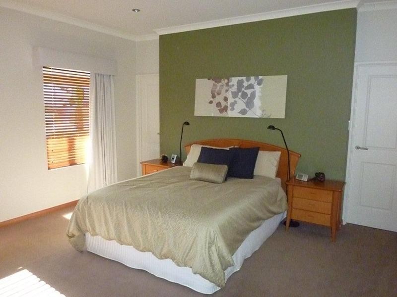 17 Three Bears Loop, Secret Harbour WA 6173