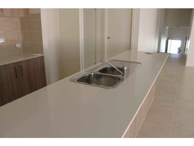 12 Boyne Crescent, Cameron Park NSW 2285