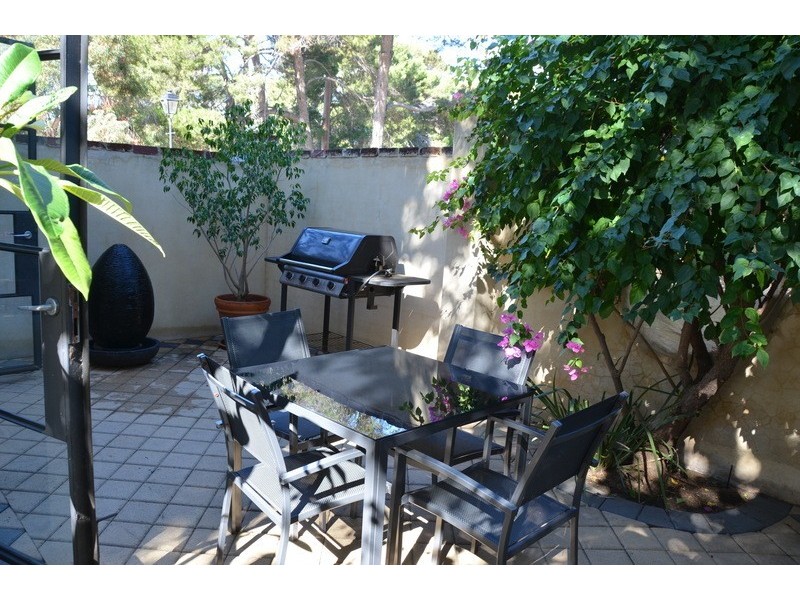 5/4 Court Place, Subiaco WA 6008